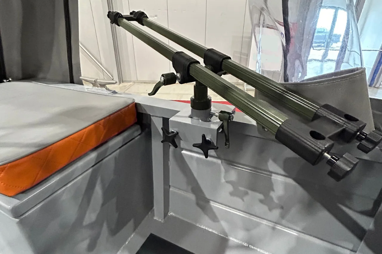2x Rod holder Tripod incl. installation