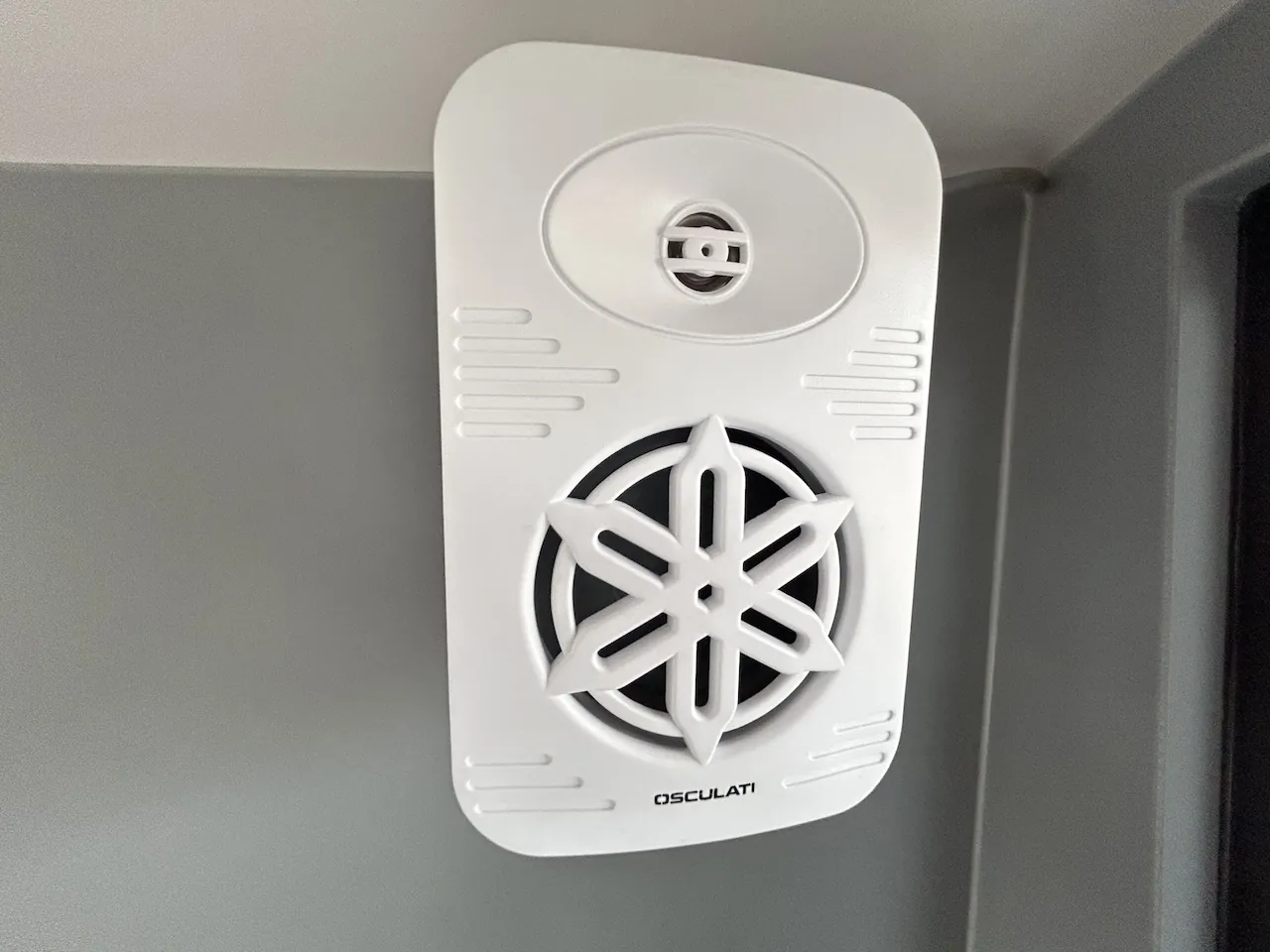 Audio system (2x180W 8