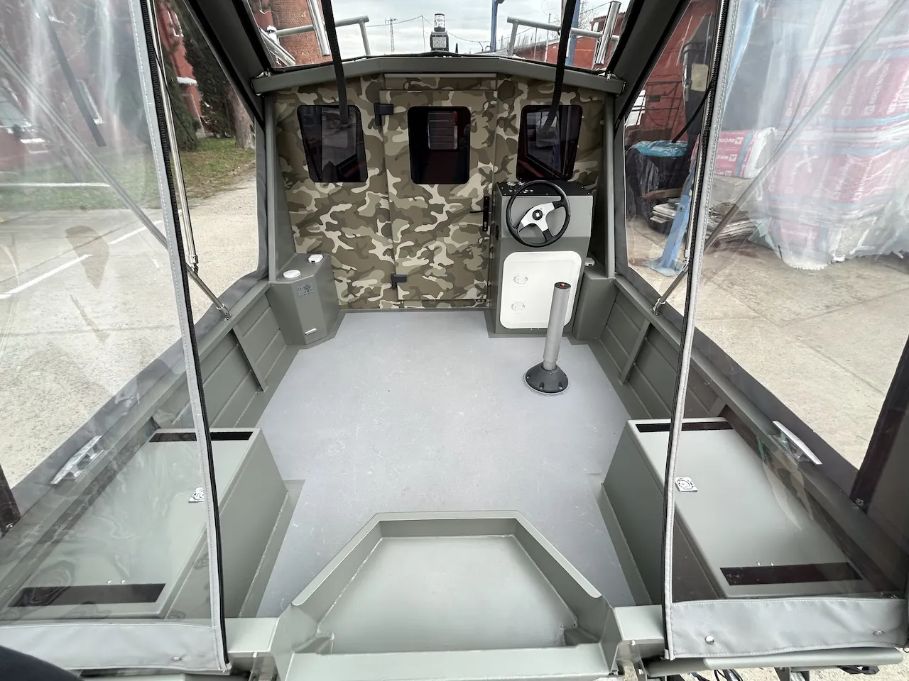 Anti-slip coating of exterior deck (bow/stern) and cabin (EVA deck)