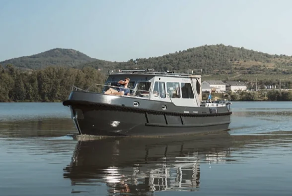 Built by Experienced Shipbuilders – Customizable to Your Vision