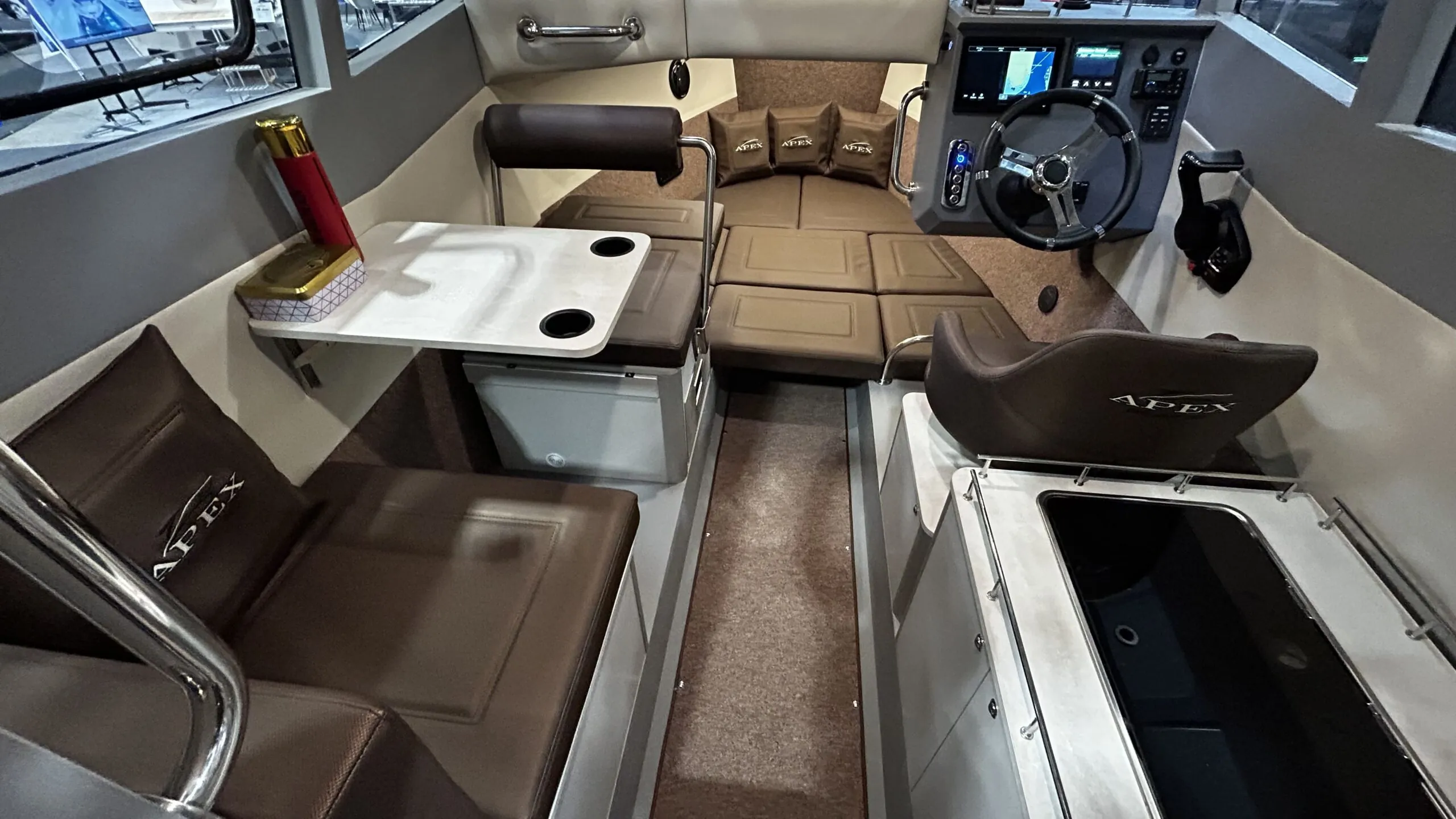 APEX 620 Aluminum Cabin Boat slide