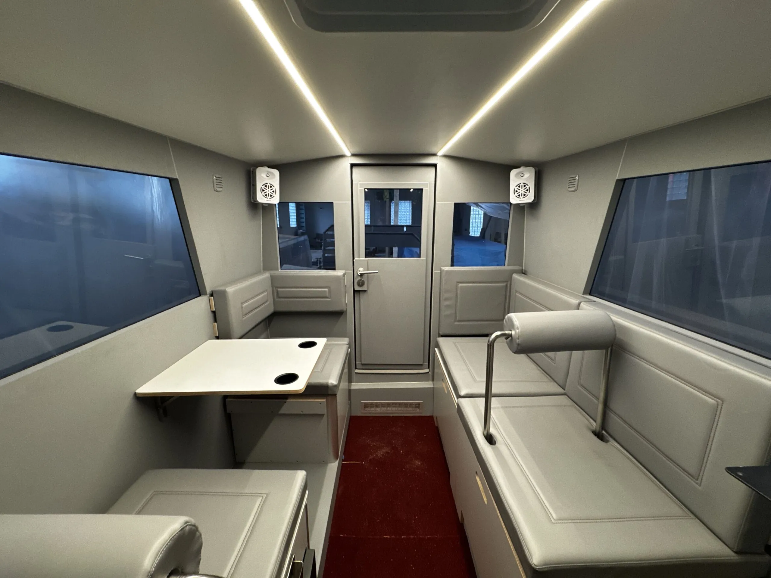 Aluminium Cabin Fishing Boat – HAMMER 599 PRO slide